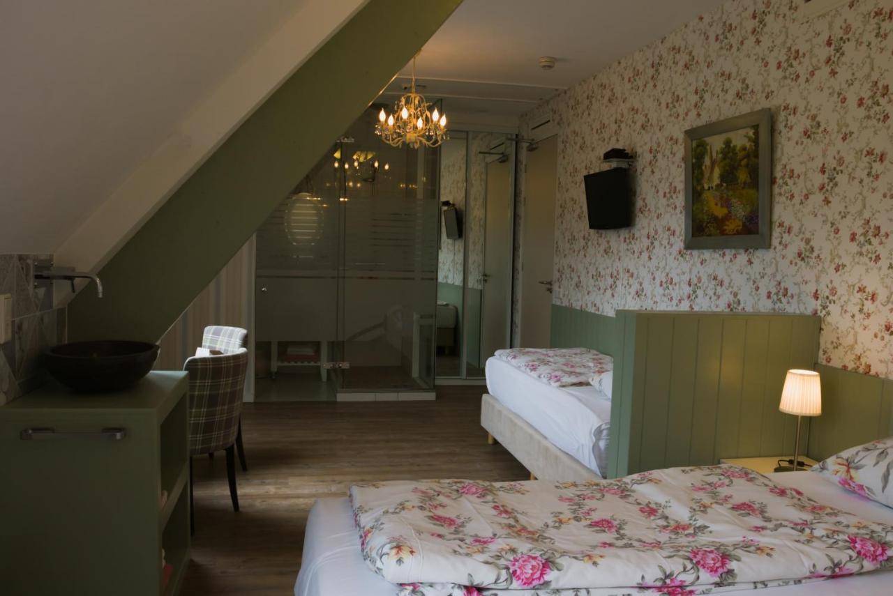 B&B De Strandhoeve Giethoorn Extérieur photo
