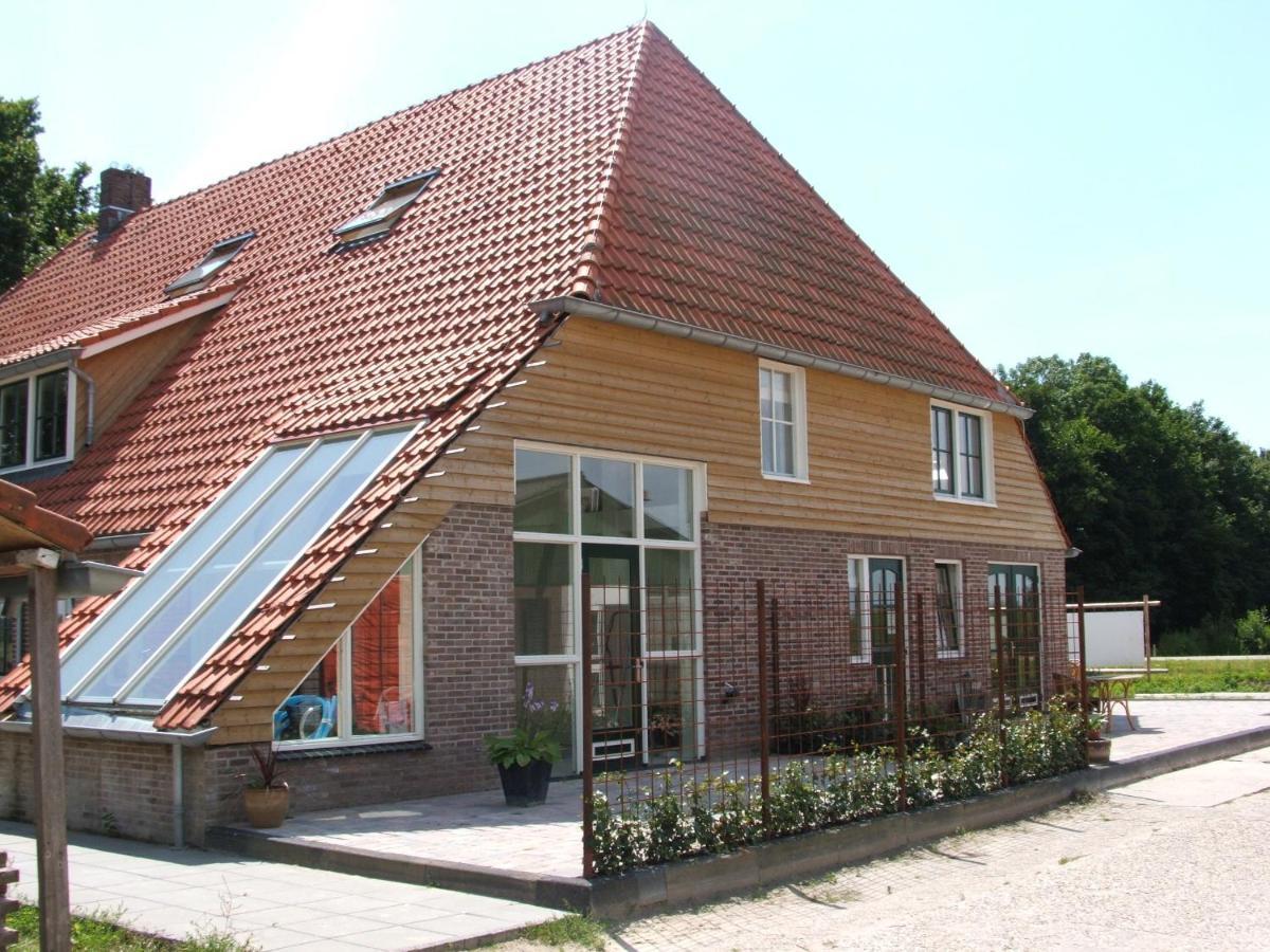 B&B De Strandhoeve Giethoorn Extérieur photo